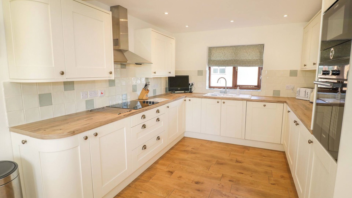 Upton Snodsbury Cottage | Little Owl Barn