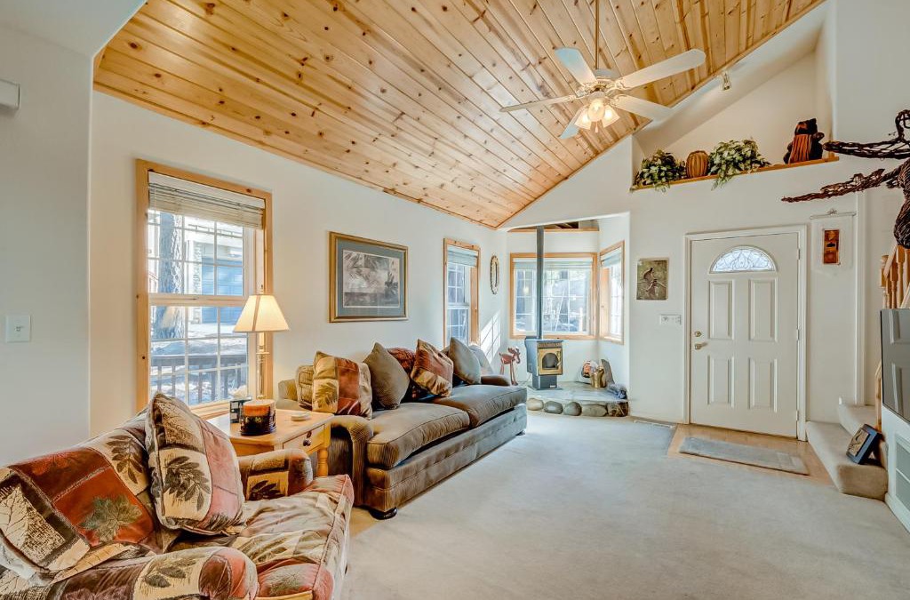 Truckee House | Little Pinecone Retreat