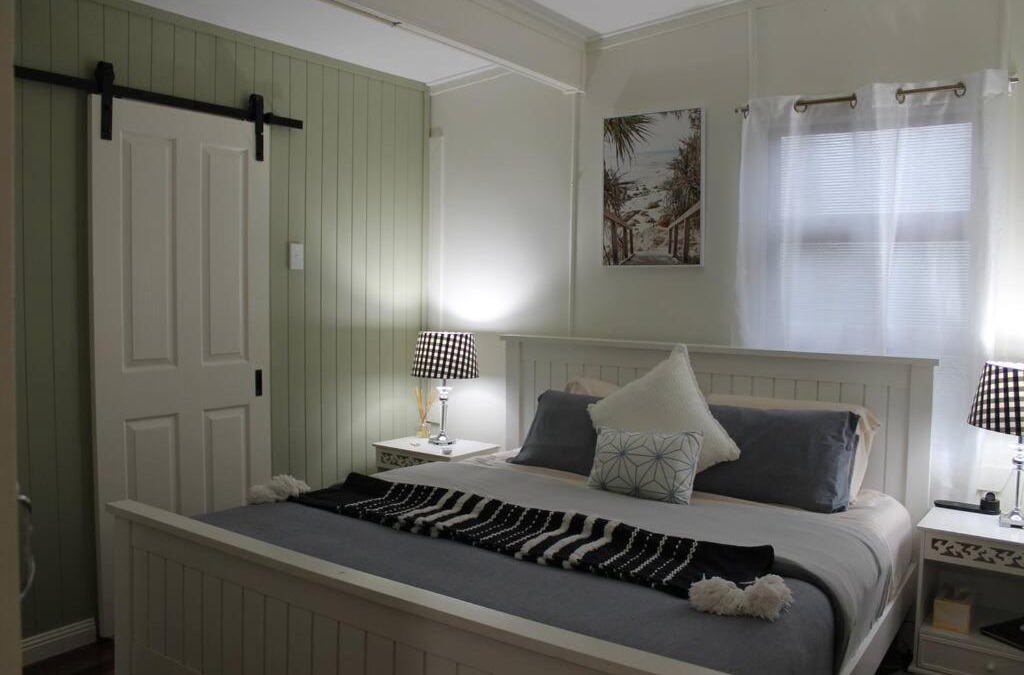 Woorim House | Little Ray on Sunshine. Hamptons style beachhouse