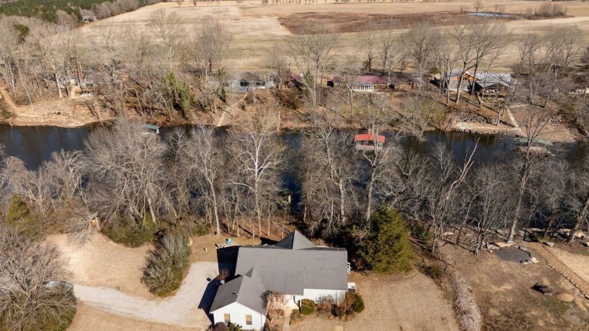 Pangburn House | Little Red River Retreat at Dripping Springs Access