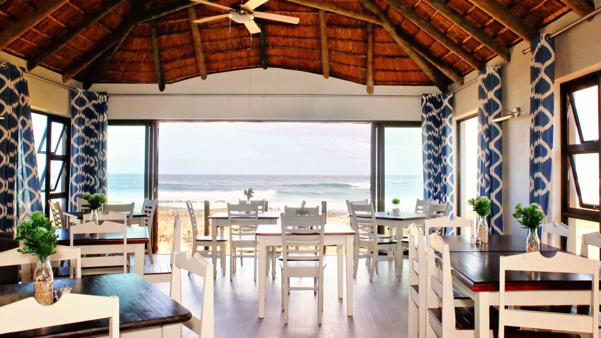 Jongensfontein Bed & Breakfast | Little Rock Guest House