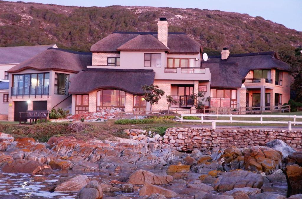 Jongensfontein House | Little Rock Guesthouse