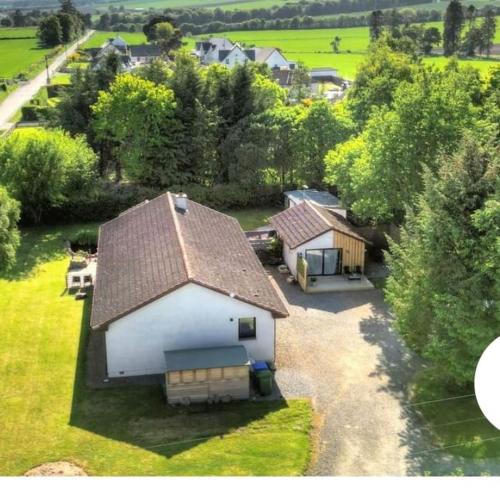 Avoch Apartment | Little Slioch Cottage- A Break From City Life