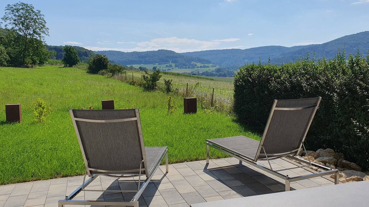 Schesslitz Condo | "Little time out" - fantastic view of the Franconian countryside - ideal for bikers.