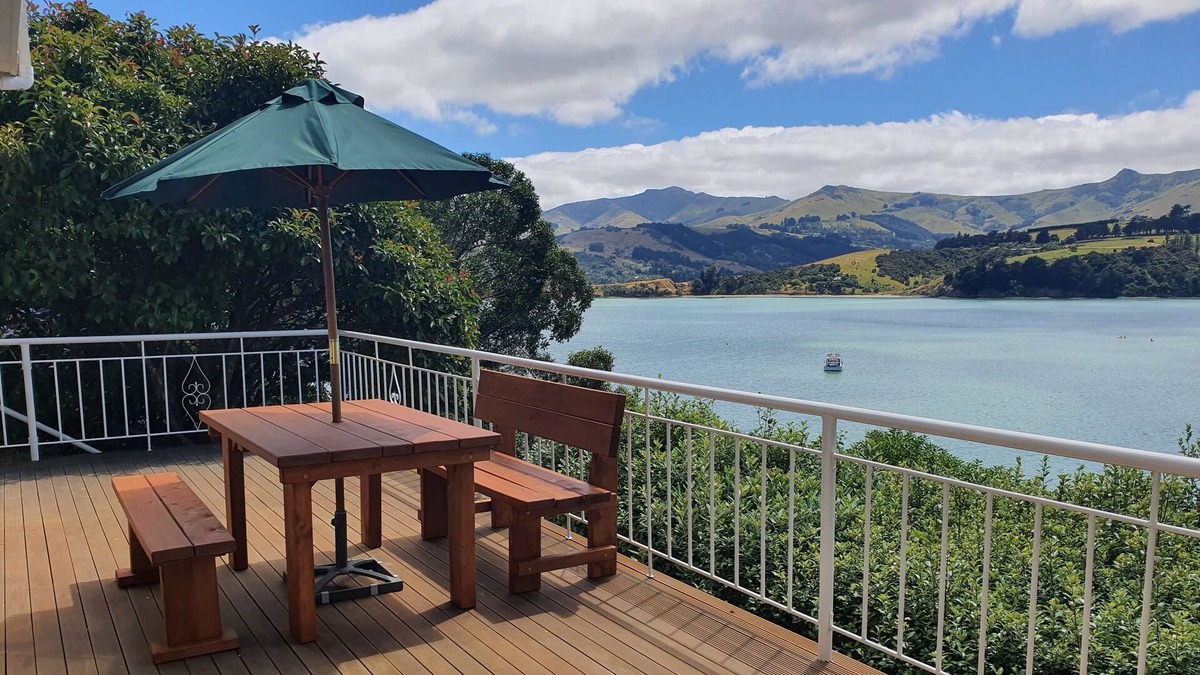 Akaroa House | Little Unknown Bach at Taka - Takamatua