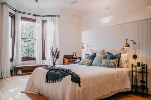 Kelso Hotel | Littlebourne Guest House