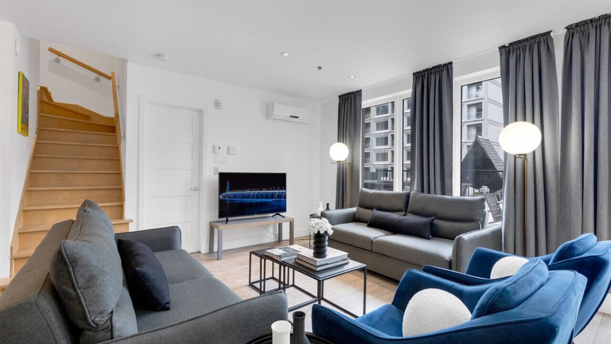Downtown Montreal Apartment | LiV MTL Downtown-503 Premium 3BR Duplex Rooftop