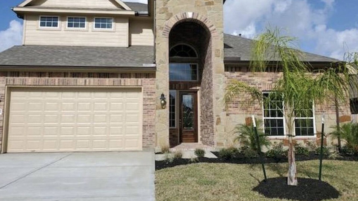 El Lago House | Live in a Gulf Coast Community