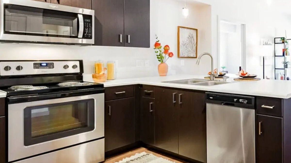 Fort Lewis Apartment | Live in comfort and luxury at The Wellstone