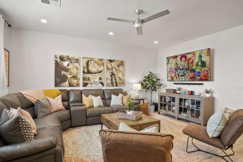 Washington Fields House | Live in Fantasy at Disney in the Desert