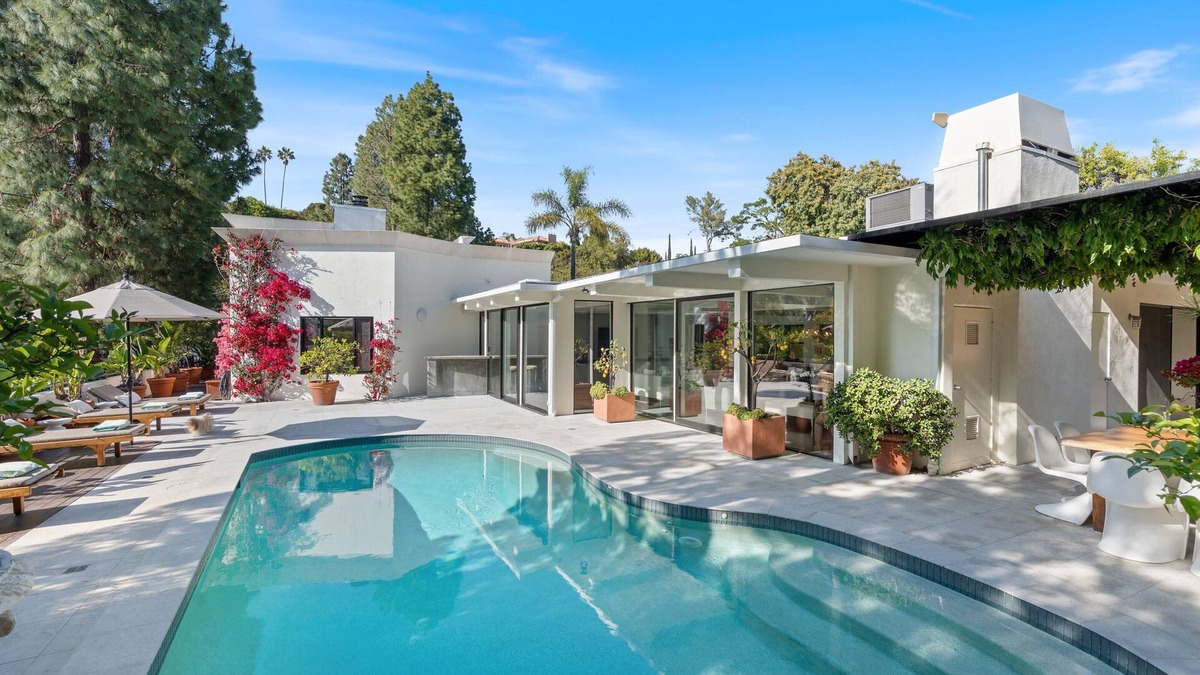 Beverly Hills Villa | Live Like a Star in this Luxury FULLY staffed Beverly Hills Villa, 4Beds/5 baths