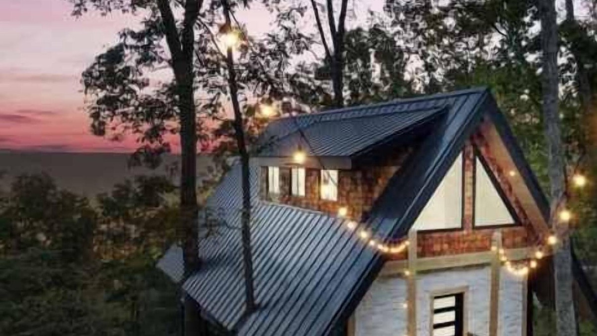 Wildwood Cabin | Live Oak Treehouse at Treetop Escapes