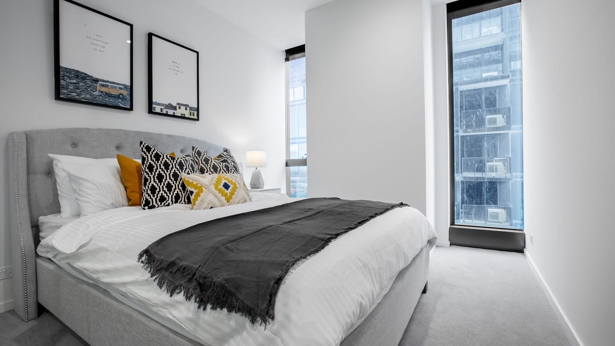 Southbank Apartment | Live Perfect Experience with City View