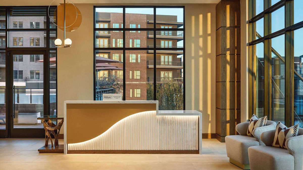 Central Oklahoma City Hotel | Lively Hotel On Oak Oklahoma City, Tapestry By Hilton