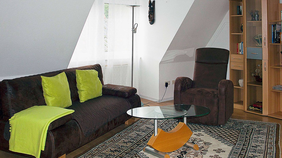 Celle Apartment | Living between forest and meadows, quiet, cozy, close to town