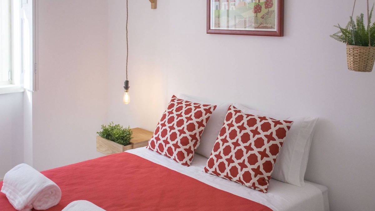Coimbra City Centre Apartment | Living Coimbra Corpo de Deus - One-Bedroom Apartment, AC, Wifi