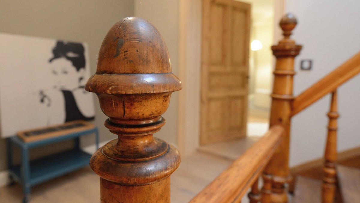Mitte Apartment | Living in the beautiful art nouveau solitaire in the city centre of Trier