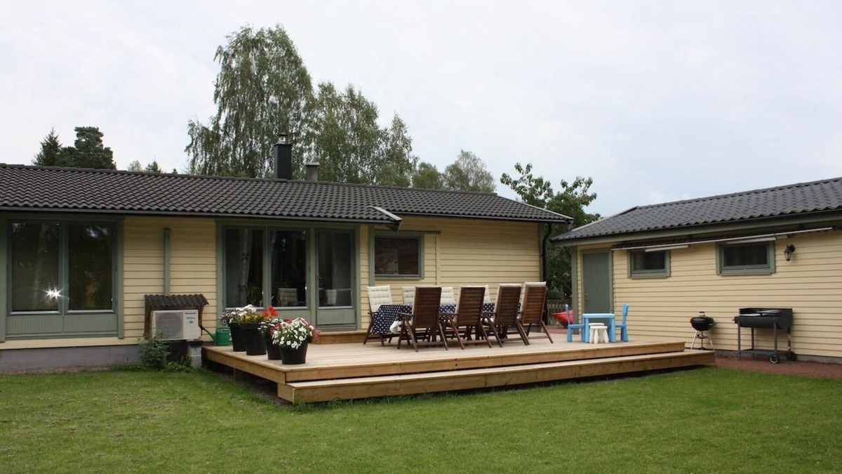 Monsteras House | Living near the Baltic Sea with bikes, canoes and a boat
