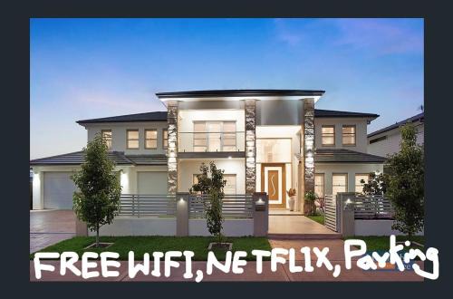 Kellyville House | Living Paradise - 6 BRs with swimming pool