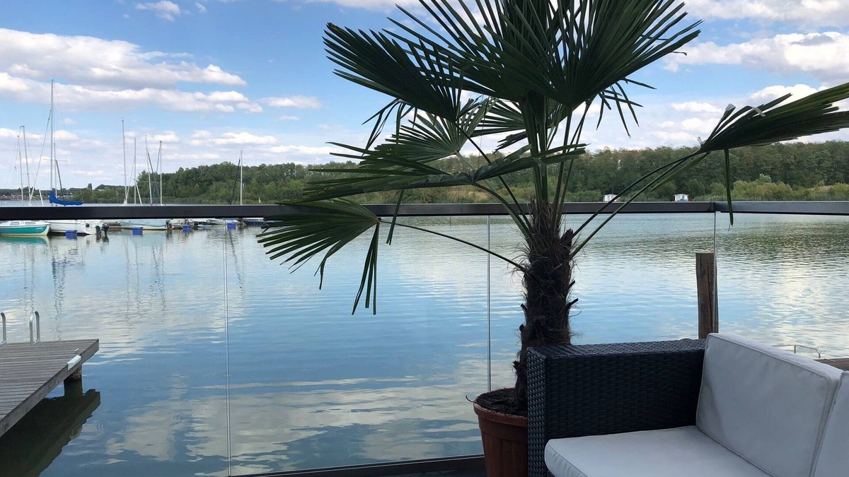 Kahnsdorf House | Living right on the lake