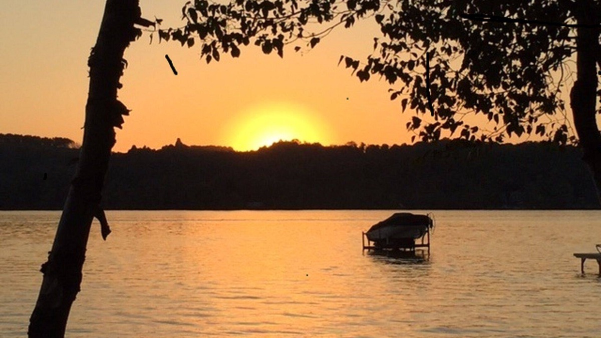Lake Leelanau House | Living the dream at the "Lake House" on Lake Leelanau