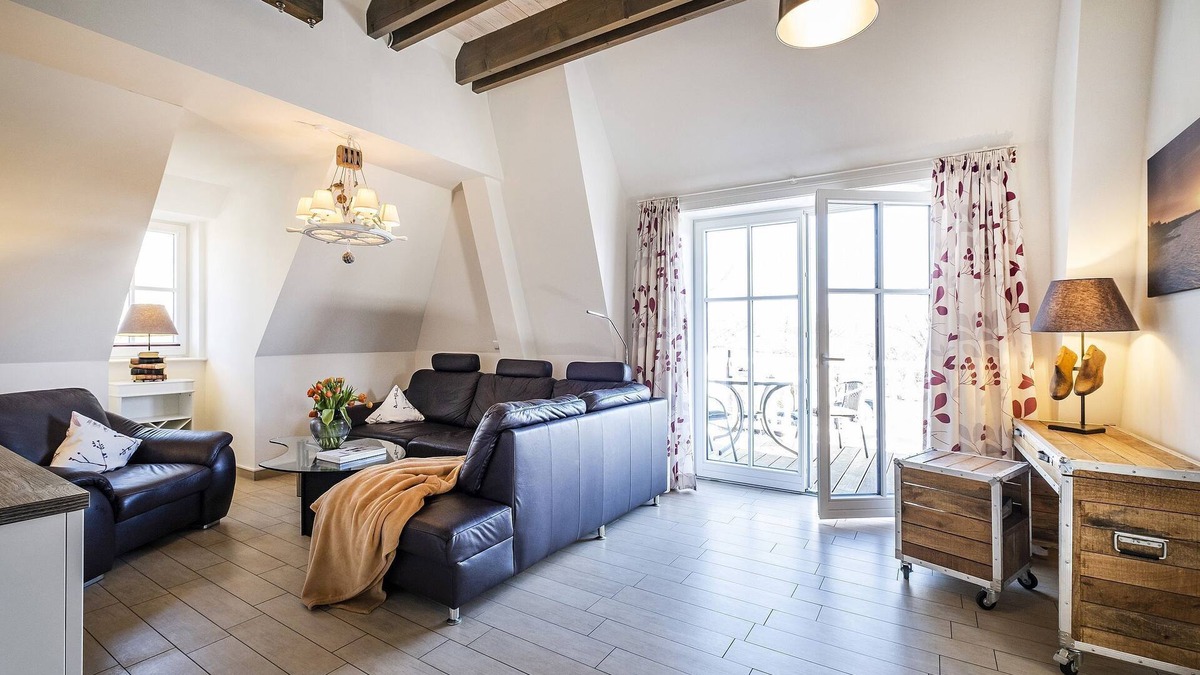 Busum Apartment | Living under thatch - vacation apartment for 2 persons