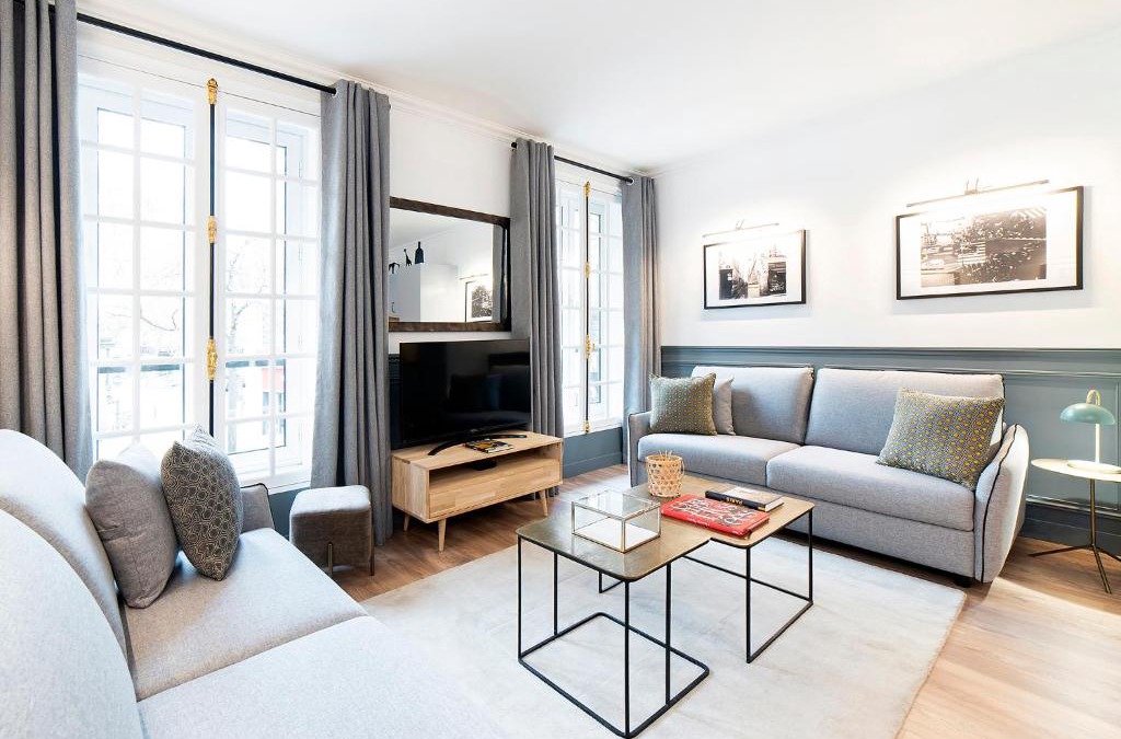 Quartier Sainte-Avoye Apartment | LivinParis - Luxury 2 Bedrooms Centre Pompidou