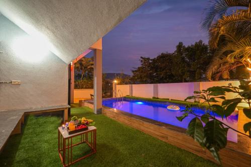 Malavli Villa | ll EMPYREAN STAY ll CELESTIAL UNICORN VILLA ll LUXURY ll 3BHK ll AC ll PVT POOL ll FREE WIFI ll