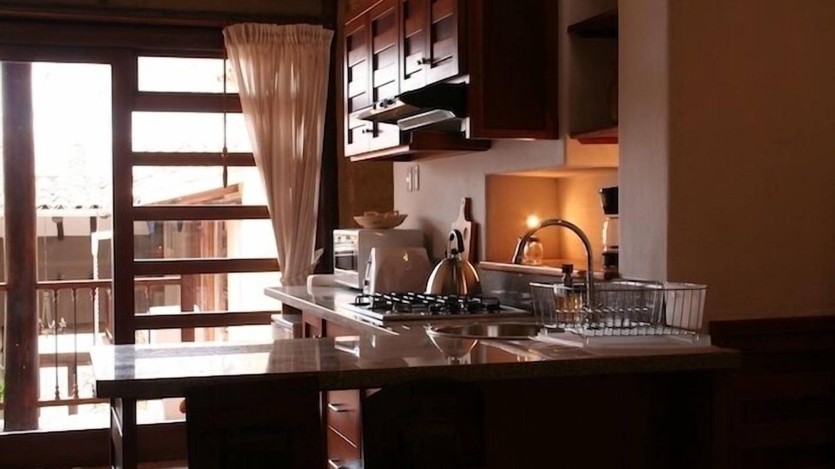 San Blas Apartment | Llama! Endearing studio with bedroom loft.
