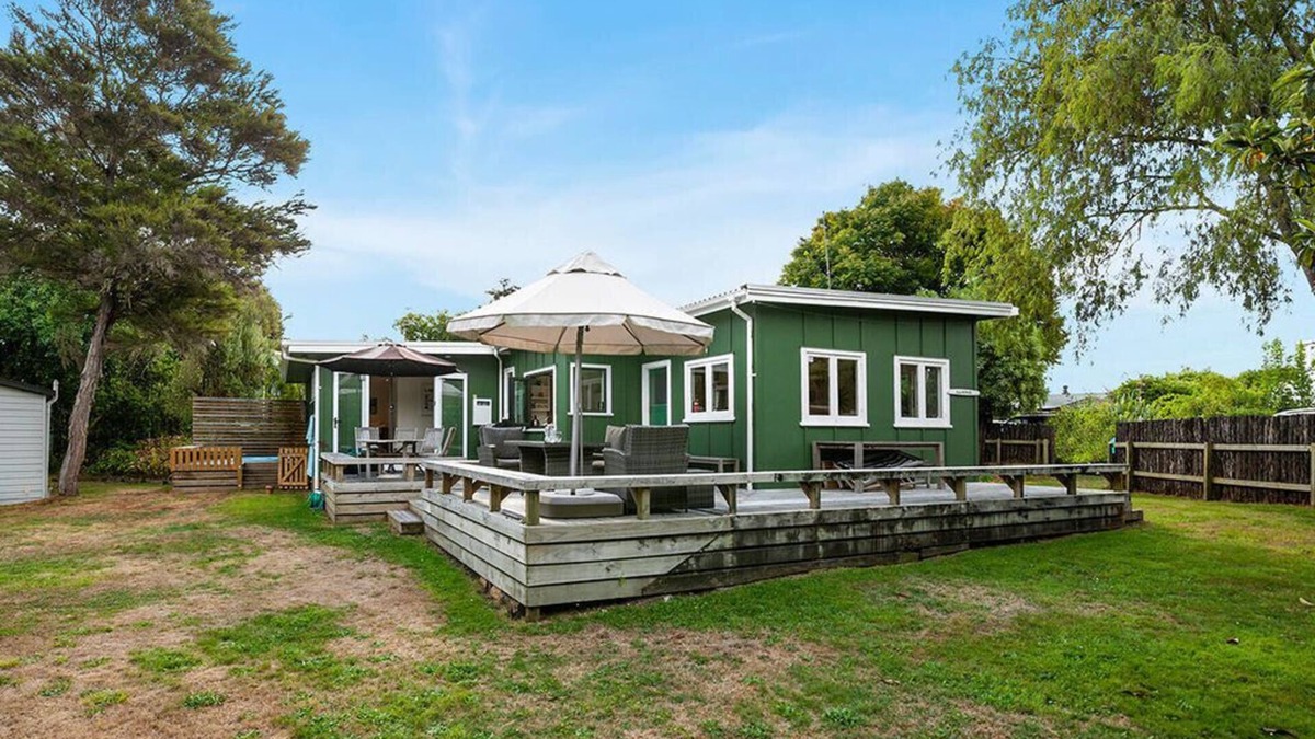 Taupo District House | Llieno - Lake Taupo Holiday Home