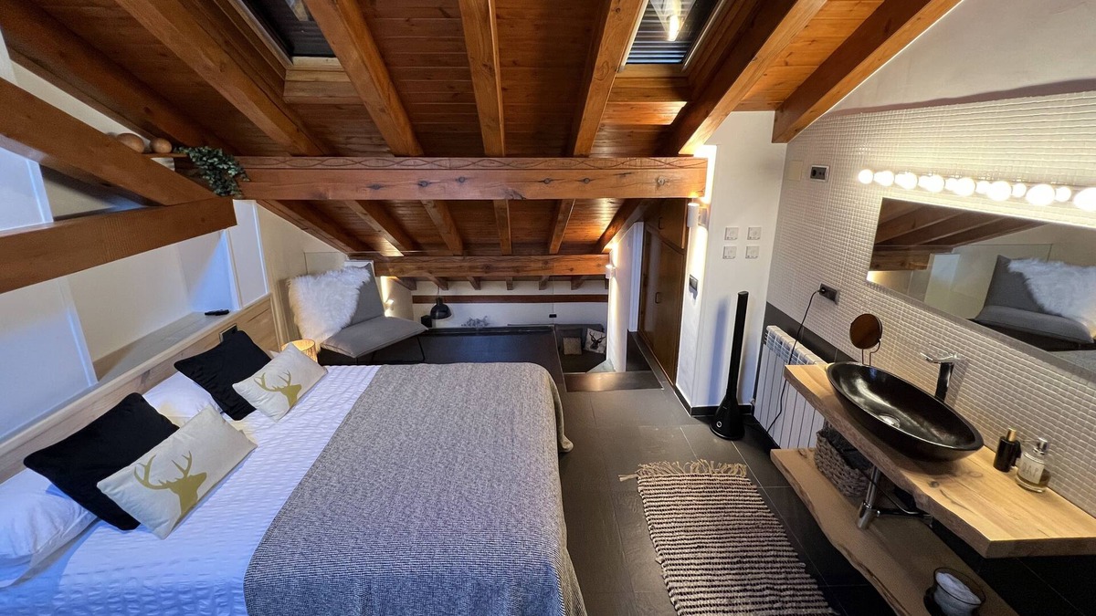 Sort Apartment | Lo Attic de Sort