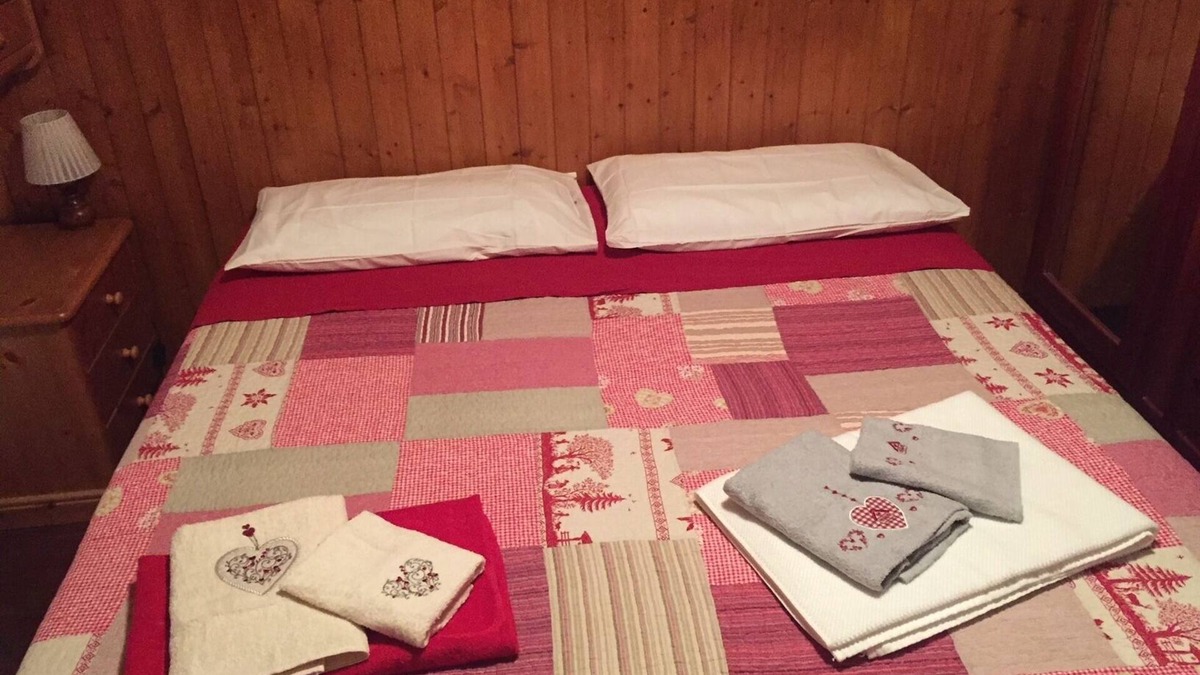 Brusson Apartment | Local B with wood finishes simple and welcoming and ready to welcome you