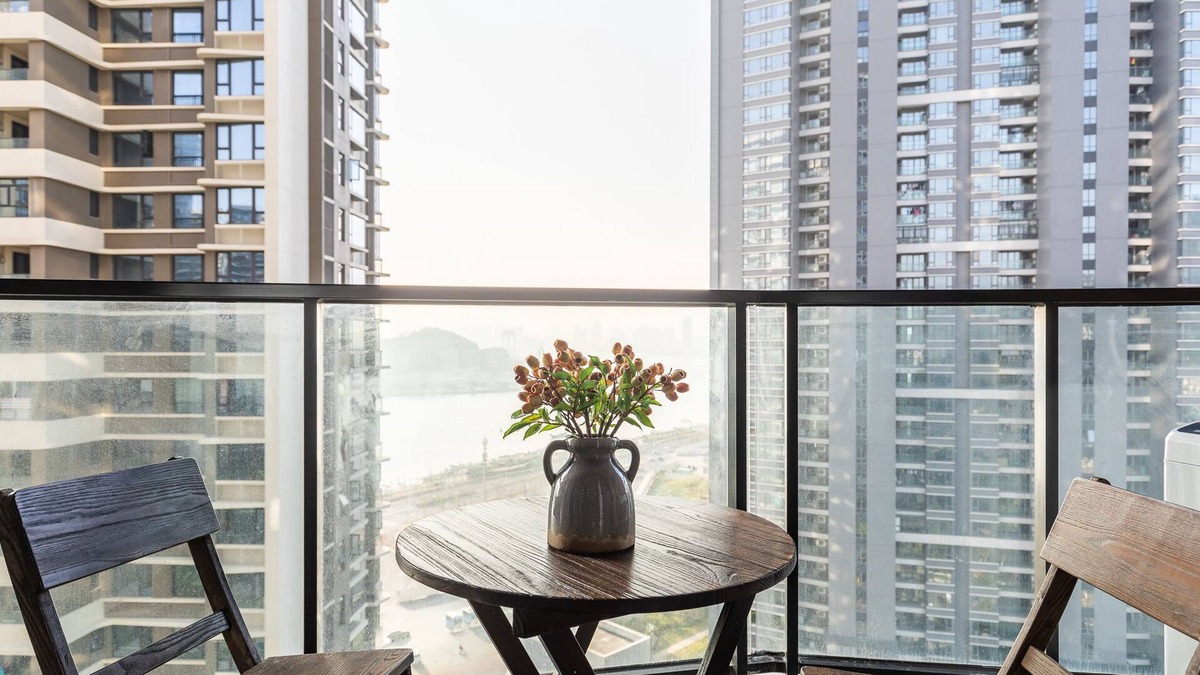 Xiangzhou District Apartment | Locals Boutique Apartment WanzaiCEC No.6