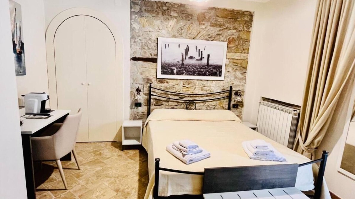 Castellabate Historic Centre Apartment | Locanda Badia Residence Iride and Celeste