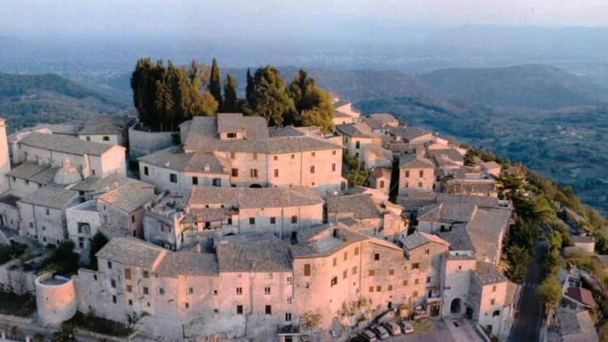 Fumone Bed & Breakfast | Locanda Il Falco Nero
