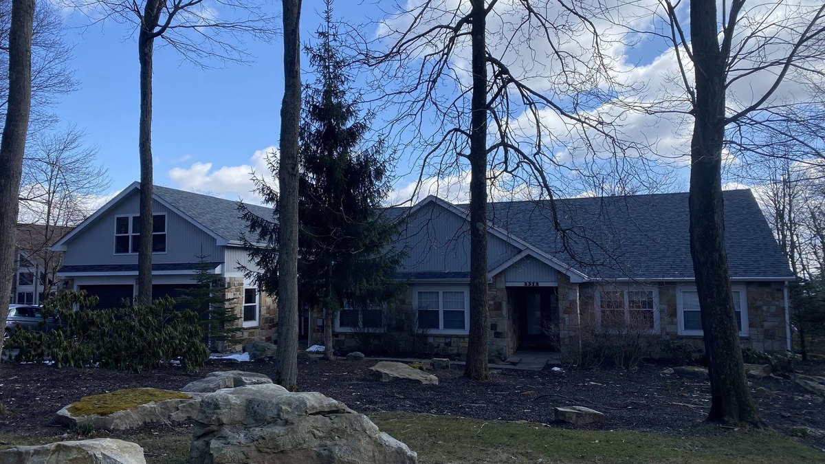 Jefferson Township House | Locate on Hidden Valley Resort close to the ski slopes and Highland Golf Courses