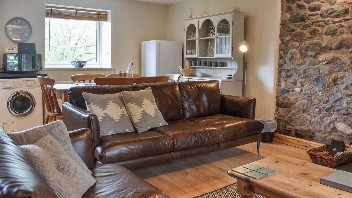 Scales Cottage | Located in a rural location within easy reach of Threlkeld and Keswick.