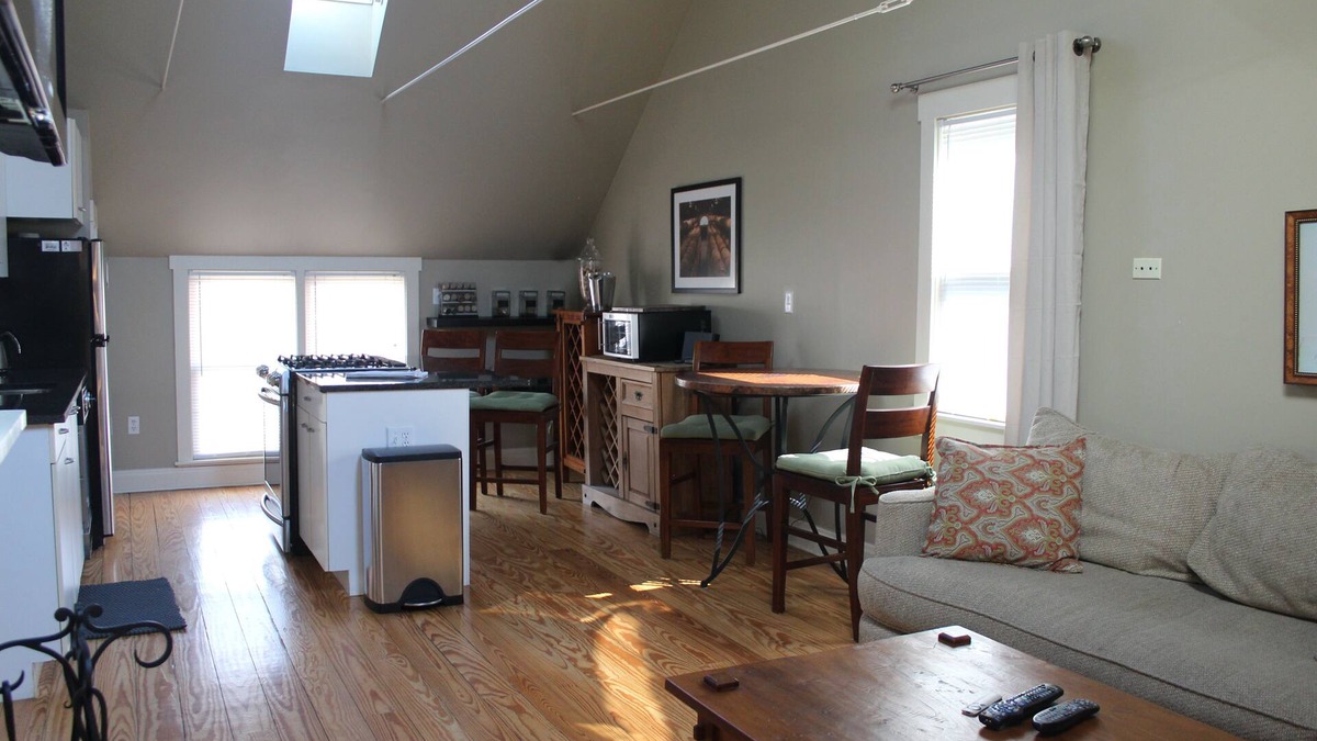 German Village House | Located in the Heart of Historic German Village One Block from Schiller Park