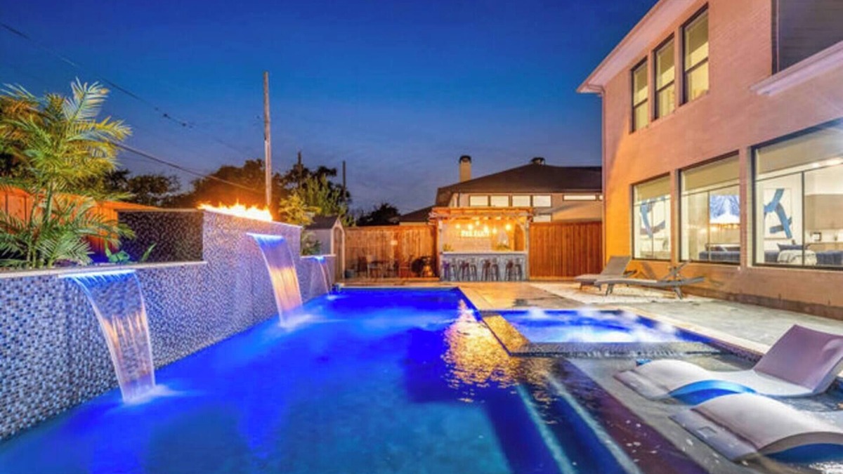 Bluffview House | Located in the heart of Dallas