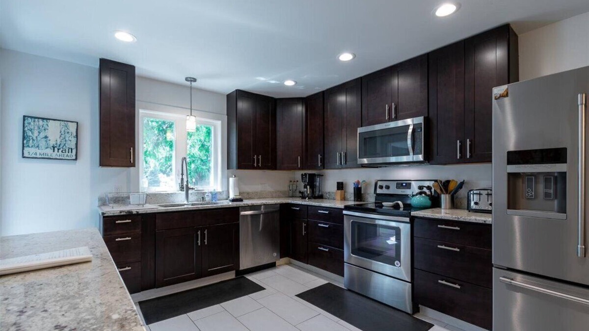 Bar Harbor House | Located in the heart of downtown Bar Harbor on a quiet side street