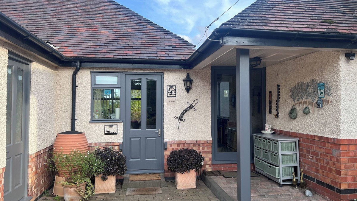 Hanley Swan House | Located in the lovely village of Hanley Swan where you can escape to the country