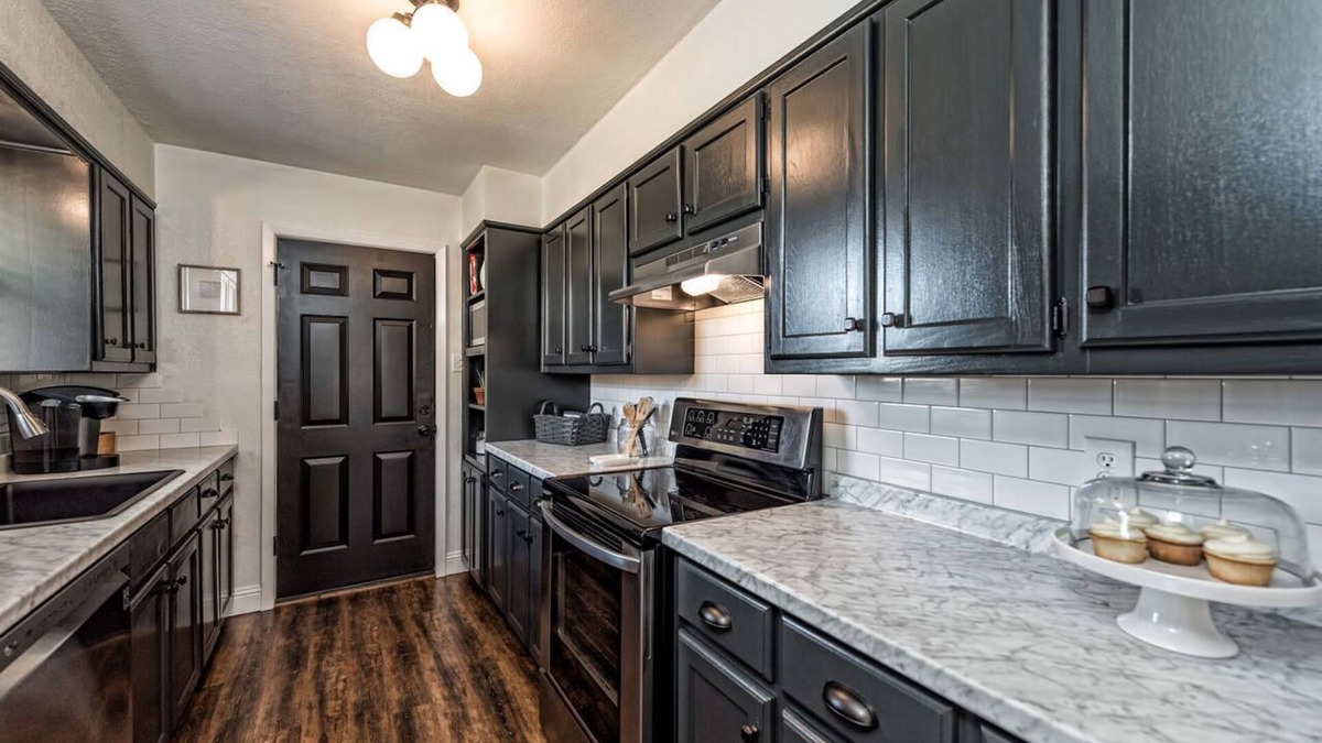 Robinson House | Located minutes from Baylor, Downtown Waco & I-35, stay with us!