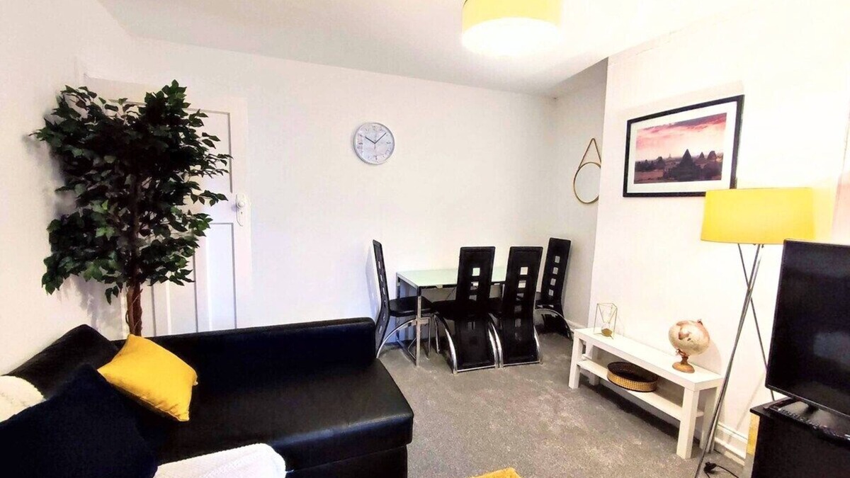 Blyth Apartment | Located next to Cambois Beach. A perfect place to stay for group or family trips
