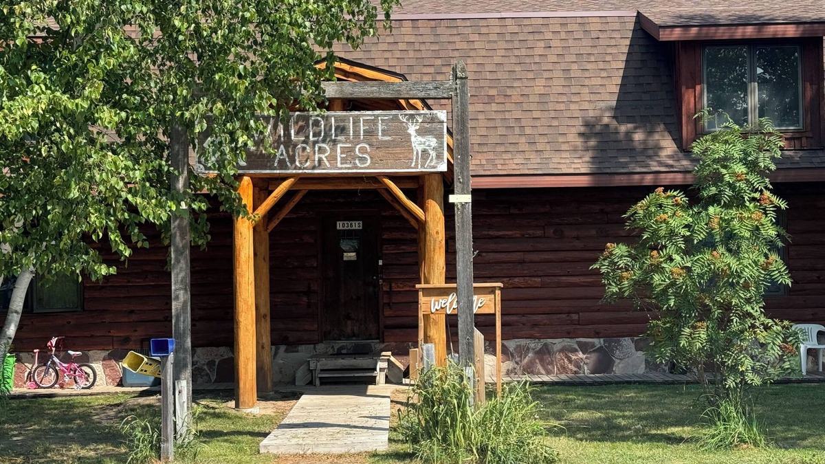 Hulbert Apartment | Located Right on the Snowmobile Trail