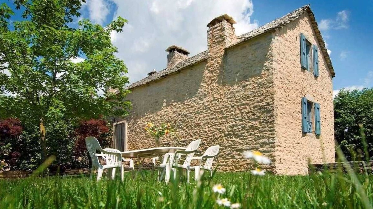 Saint-Georges-de-Levejac House | Location "les Fayards" 7 Personnes à Saint Georges de Lévejac