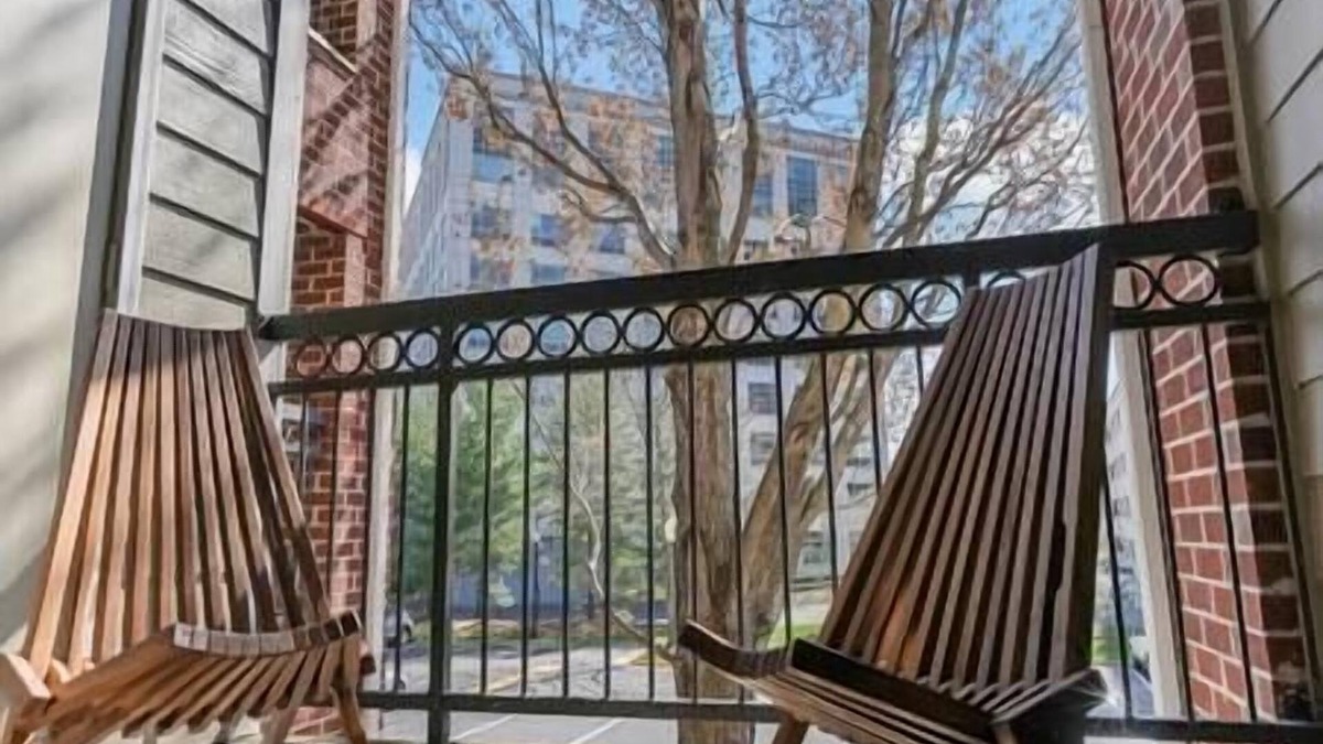 Herndon Apartment | Location | 2bedrooms | Prime | Suburban | Boutique
