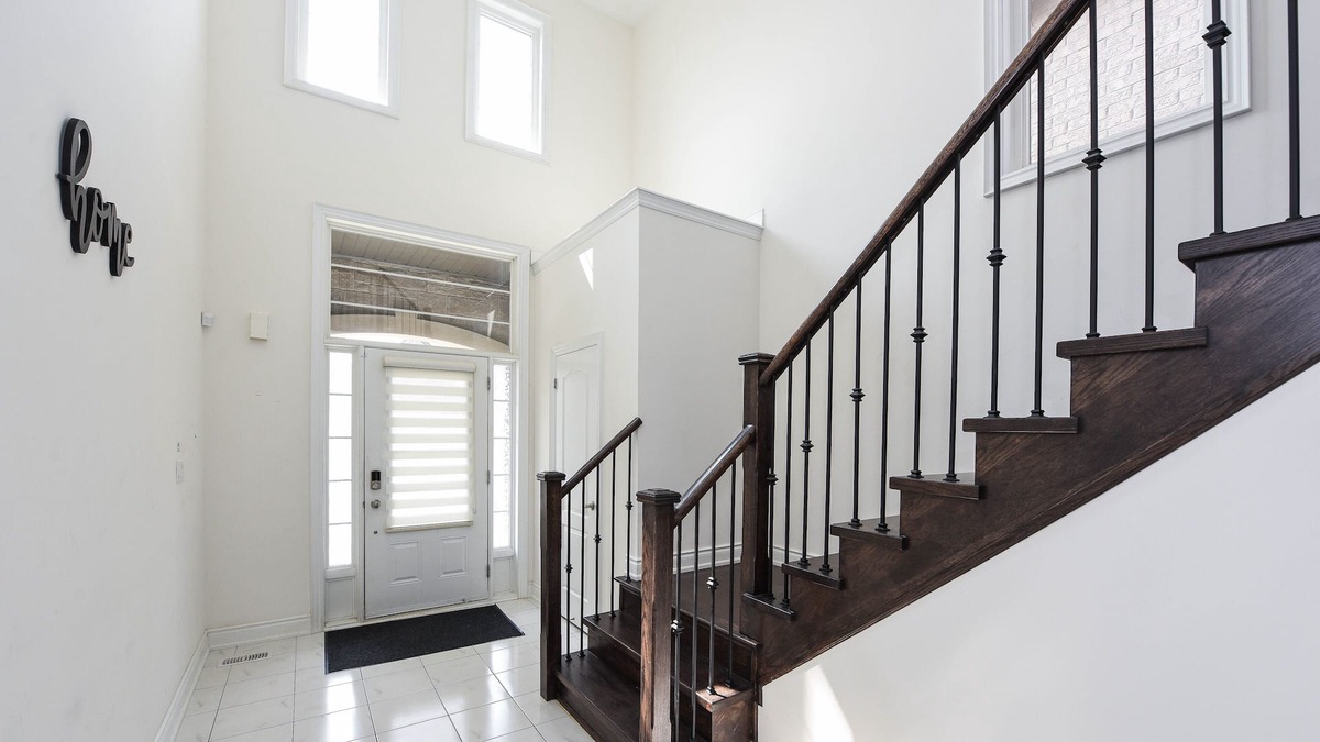 Brampton House | Location at It's Best