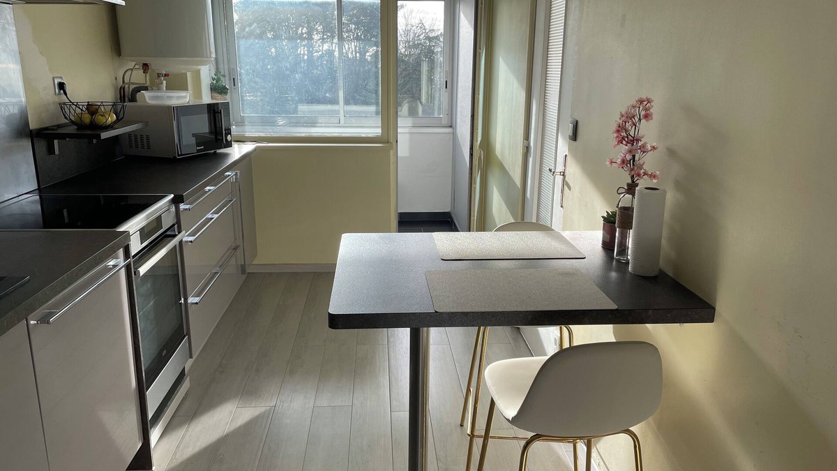 Orvault Bed & Breakfast | Location Chambre Chez L'habitant, Presque Location de Tout L'appartement