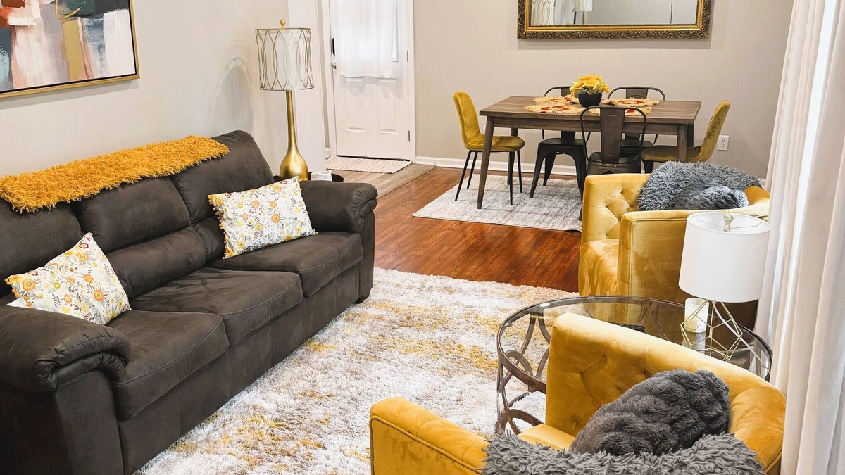 Starkville Cottage | Location! Close to MSU/Downtown. Access to HWY 82