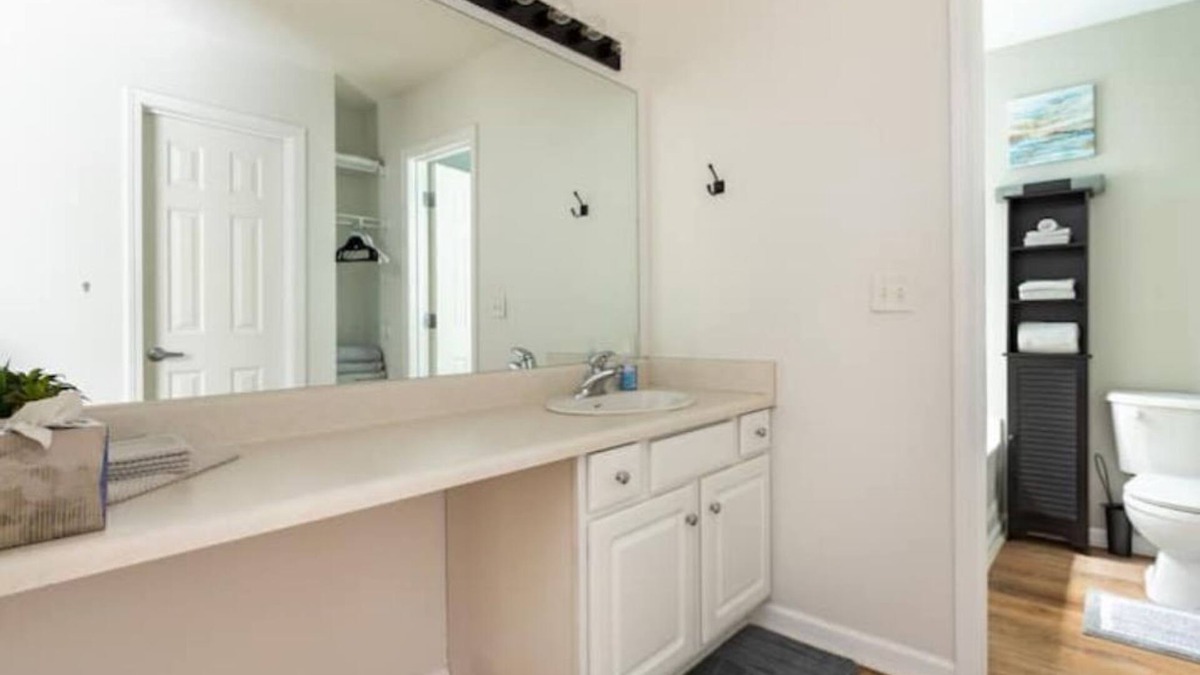 Duncan House | Location, Convenience, Comfort! Spacious home in a quite neighborhood, near GSP
